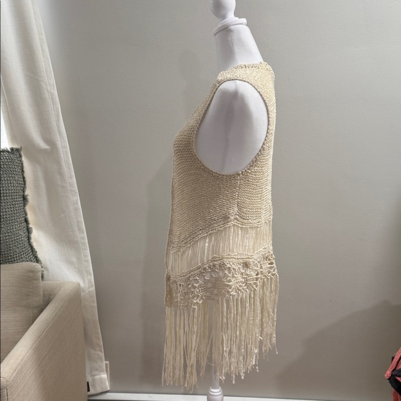 Vanity Cream Sleeveless Cardigan with Fringe - Picture 3 of 6